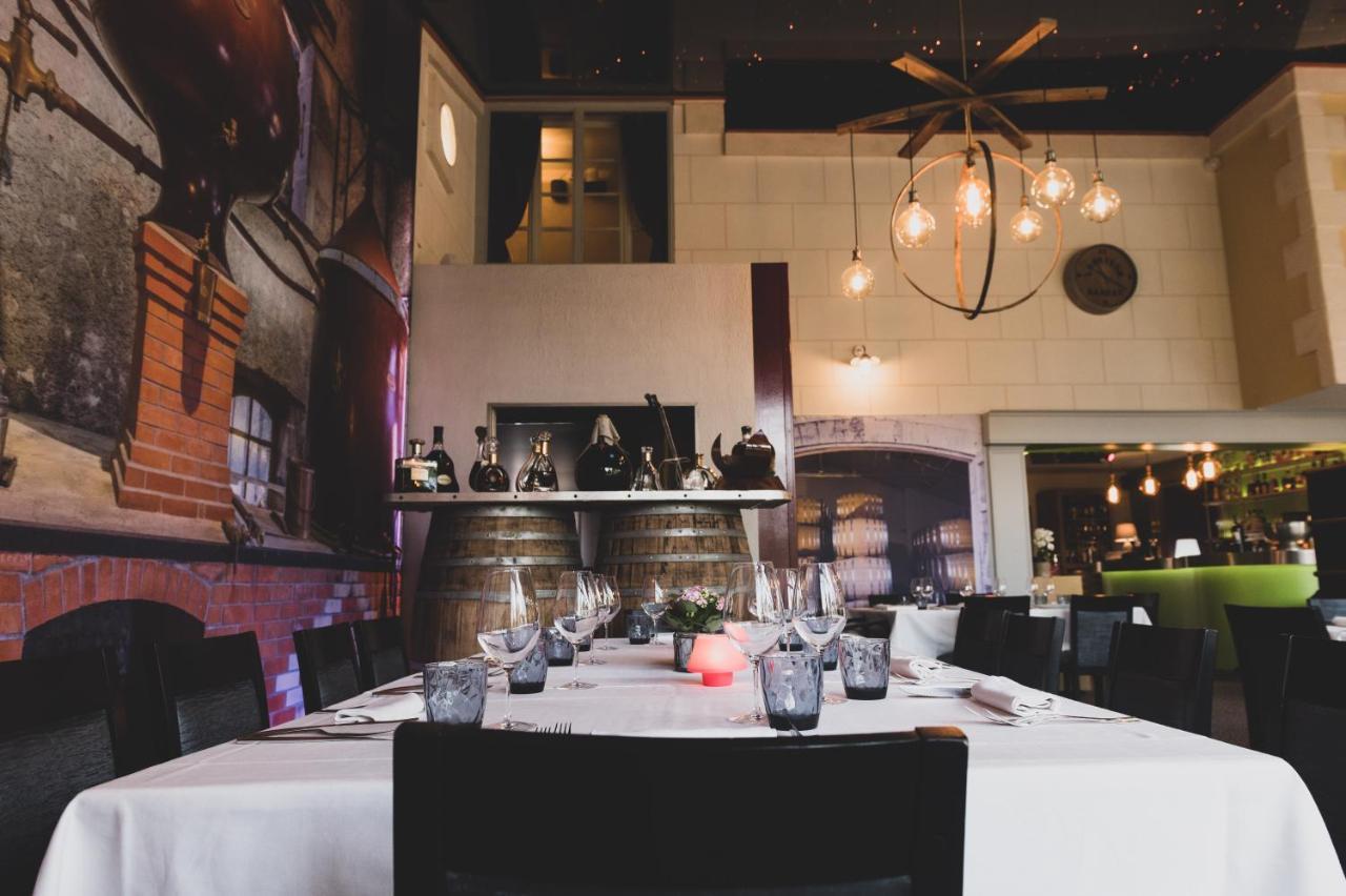 Logis Hotel Restaurant L'Essille Bassac Экстерьер фото